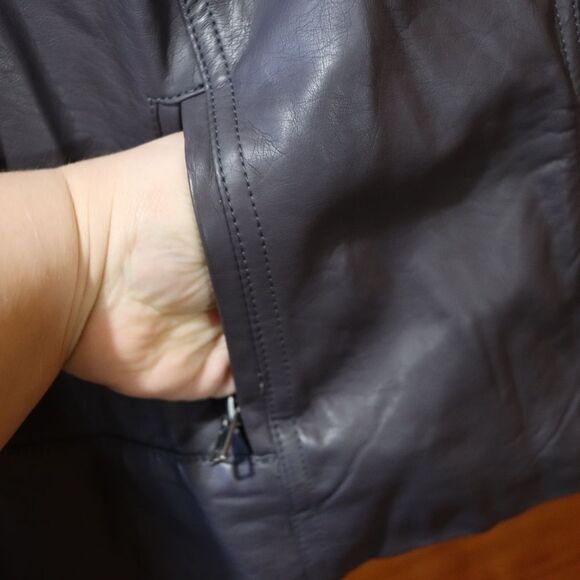 Torrid Gray Faux Leather Moto Jacket Grunge Lace-Up Fur Collar 1X - Picture 5 of 16